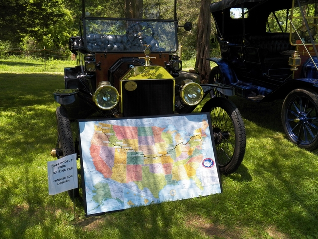 1914 Model T Ford Touring Car, owned by Bob Osborn.jpg