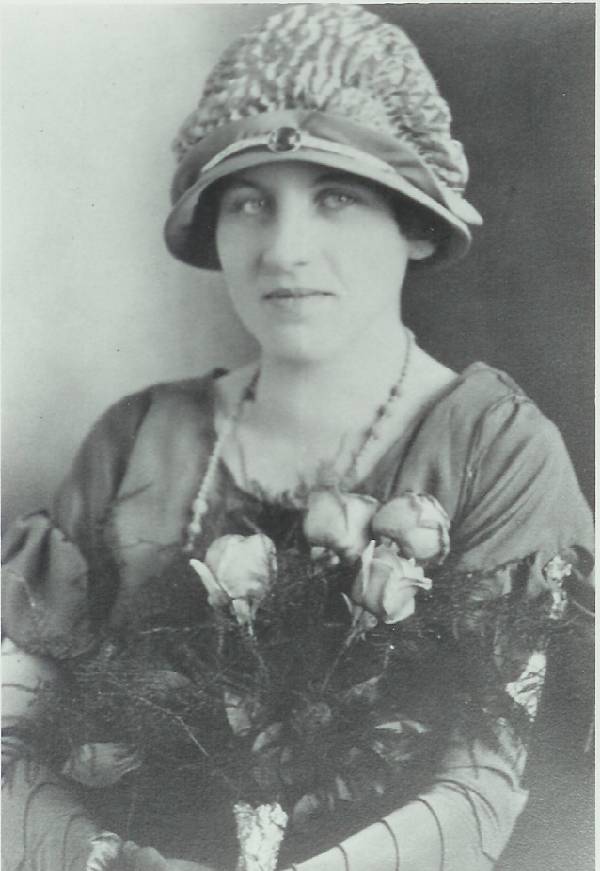 Eileen Margaret 'Sally' (Daly) (Chatfield) Grew, married Donald Lester Francis 'Ted' Chatfield, Wedding picture, May 20, 1924
